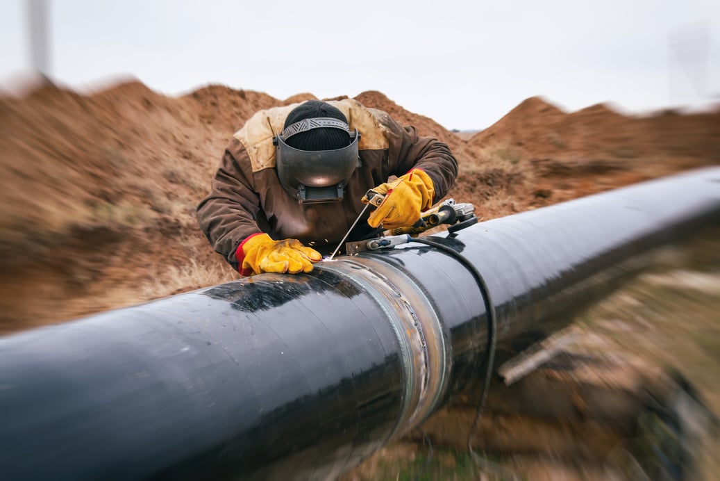 Welding works on gas pipeline